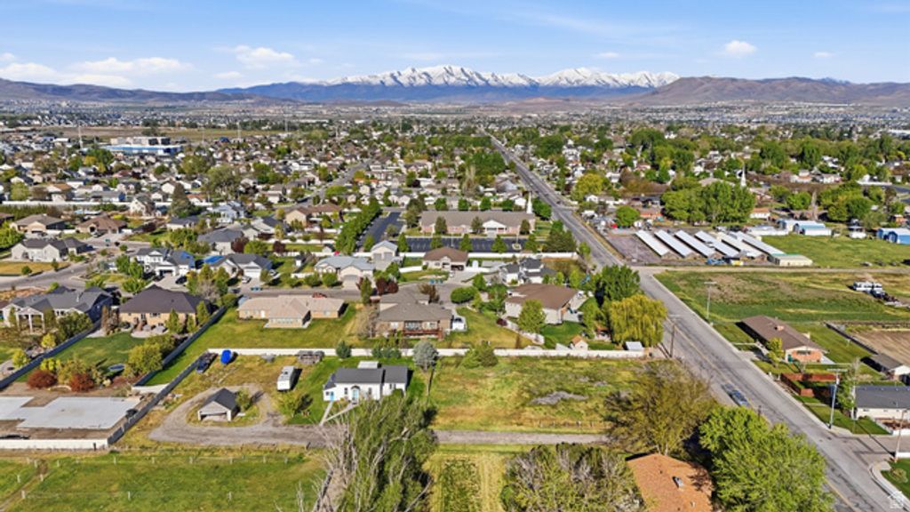 Image 29 of property listing at 736 S 300 W, Lehi, UT 84043