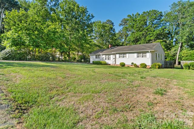 1404 Berry Street, Wadesboro, NC 28170
