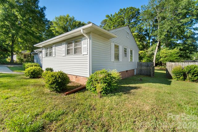 1404 Berry Street, Wadesboro, NC 28170