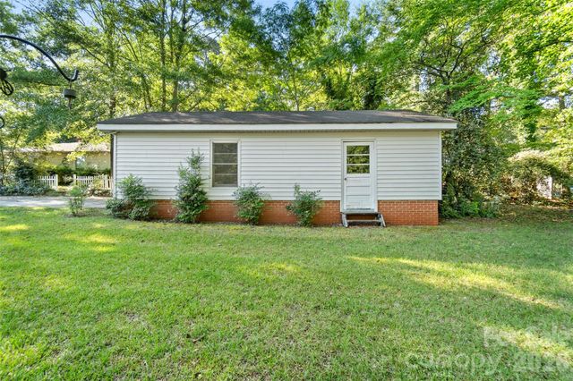 1404 Berry Street, Wadesboro, NC 28170