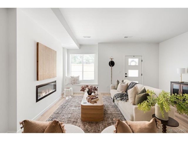 3905 Upham St, Wheat Ridge, CO 80033