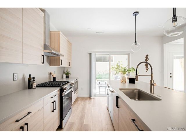 3905 Upham St, Wheat Ridge, CO 80033