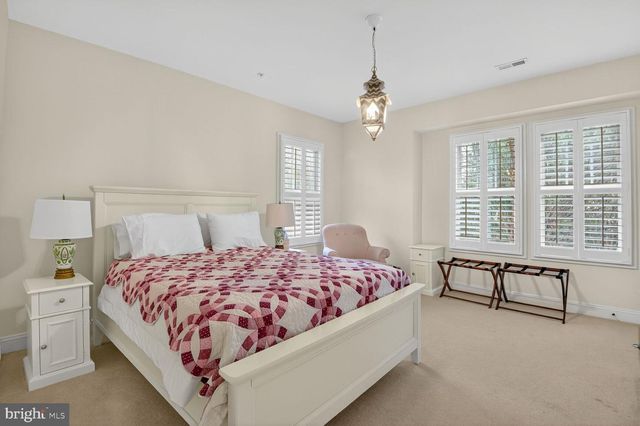 5500 LAMBETH RD, Bethesda, MD 20814