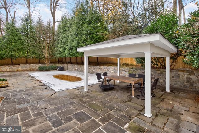 5500 LAMBETH RD, Bethesda, MD 20814