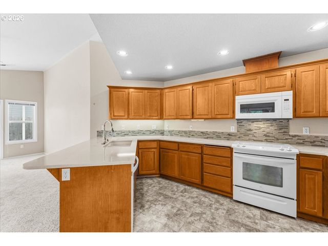 16677 Sw JORDAN Way, Portland, OR 97224