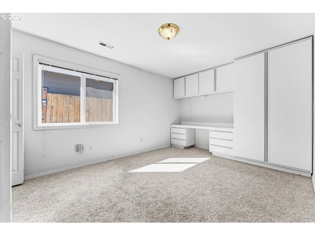 16677 Sw JORDAN Way, Portland, OR 97224