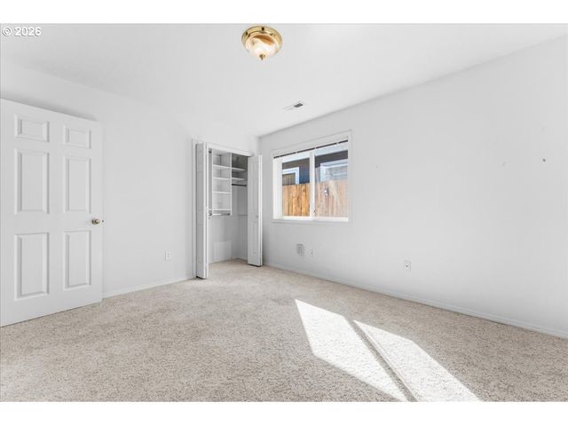 16677 Sw JORDAN Way, Portland, OR 97224