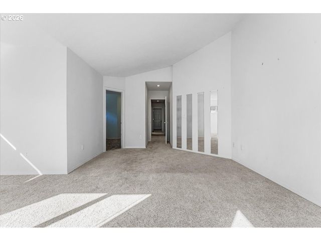 16677 Sw JORDAN Way, Portland, OR 97224