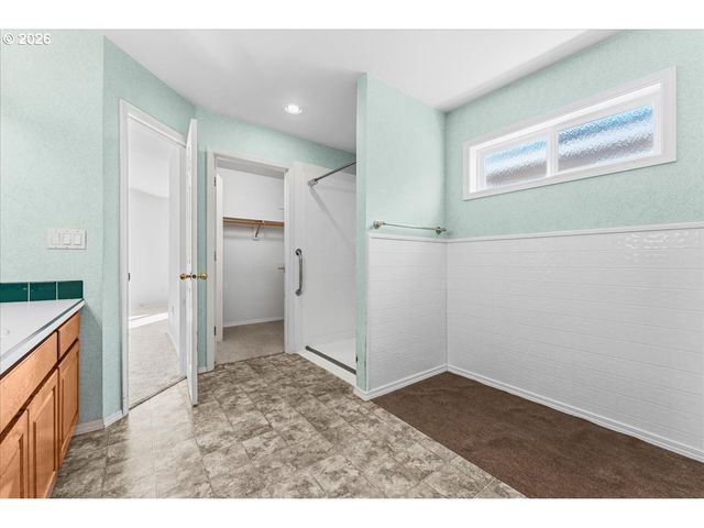 16677 Sw JORDAN Way, Portland, OR 97224