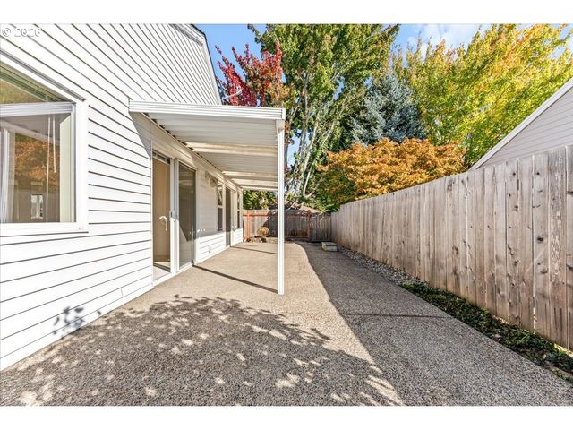16677 Sw JORDAN Way, Portland, OR 97224