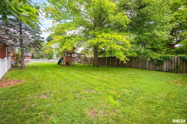 308 S 7TH Avenue, Morton, IL 61550