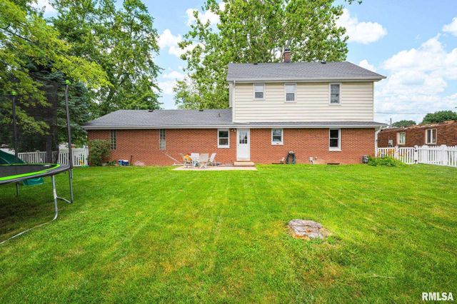 308 S 7TH Avenue, Morton, IL 61550