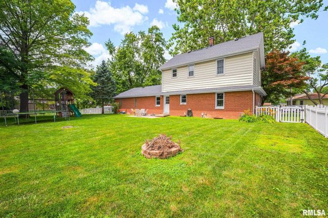308 S 7TH Avenue, Morton, IL 61550