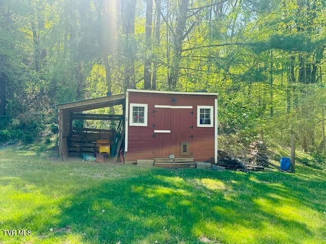 244 Rosenbaum Hollow Lane, Chilhowie, VA 24319