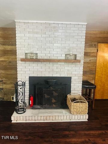 244 Rosenbaum Hollow Lane, Chilhowie, VA 24319