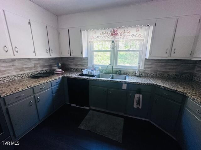 244 Rosenbaum Hollow Lane, Chilhowie, VA 24319