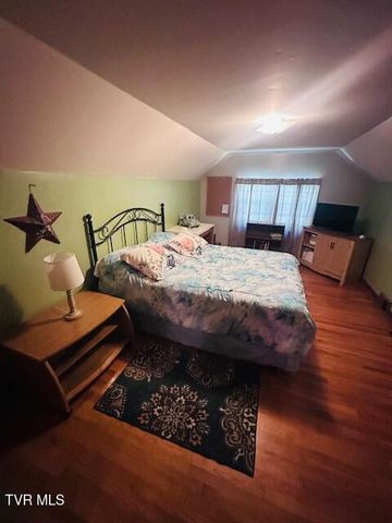 244 Rosenbaum Hollow Lane, Chilhowie, VA 24319