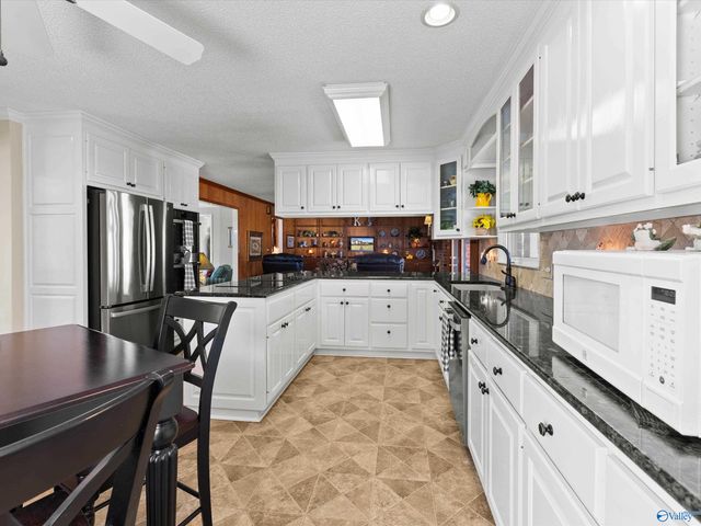 3320 Ohara Road SW, Huntsville, AL 35801