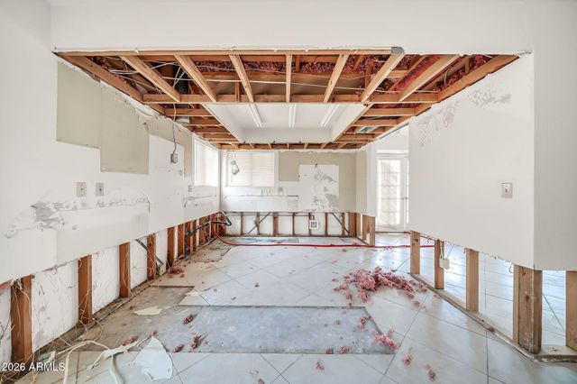 5738 W GREENBRIAR Drive, Glendale, AZ 85308