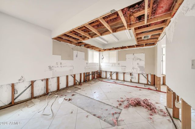 5738 W GREENBRIAR Drive, Glendale, AZ 85308