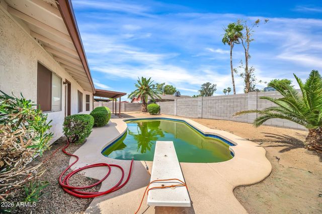 5738 W GREENBRIAR Drive, Glendale, AZ 85308