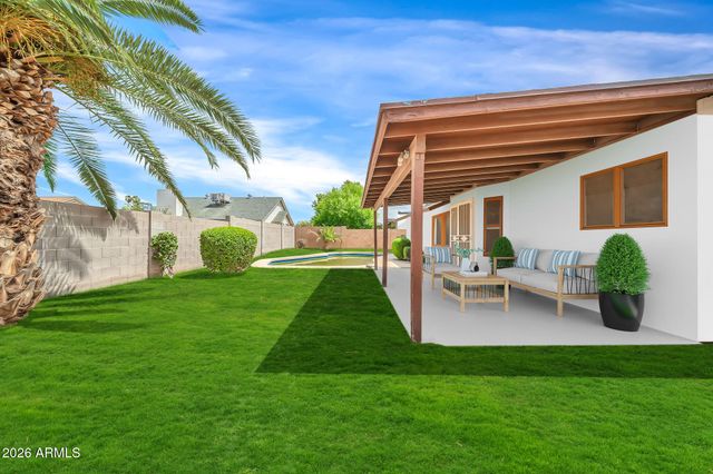 5738 W GREENBRIAR Drive, Glendale, AZ 85308