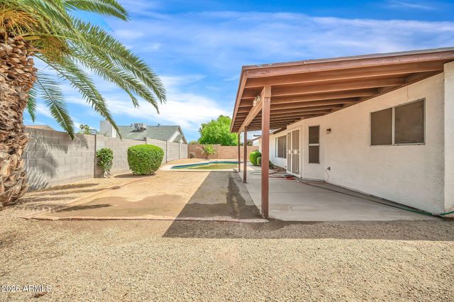 5738 W GREENBRIAR Drive, Glendale, AZ 85308