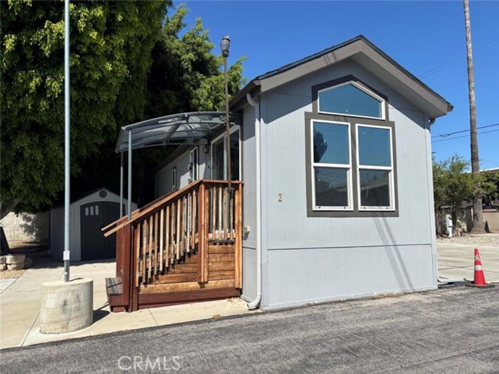 16540 Whittier Boulevard 2, Whittier, CA 90603