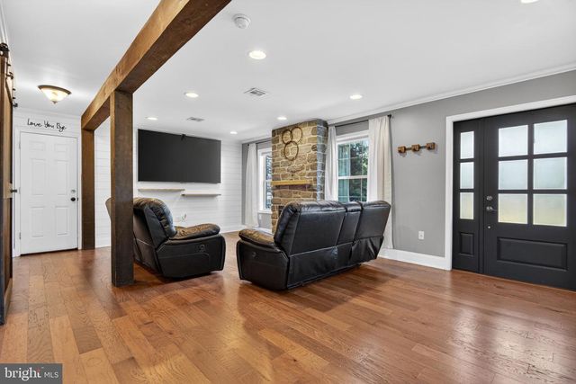 515 HIGH POINT DR, Denver, PA 17517