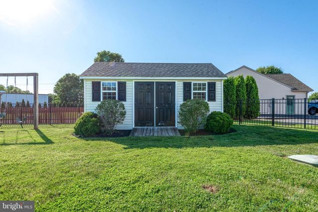 515 HIGH POINT DR, Denver, PA 17517