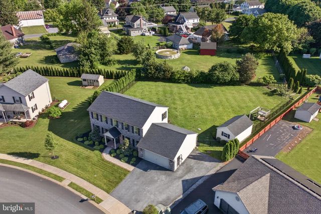 515 HIGH POINT DR, Denver, PA 17517