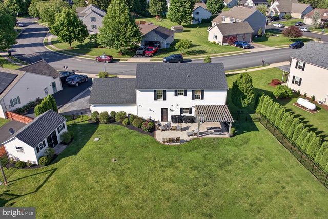 515 HIGH POINT DR, Denver, PA 17517