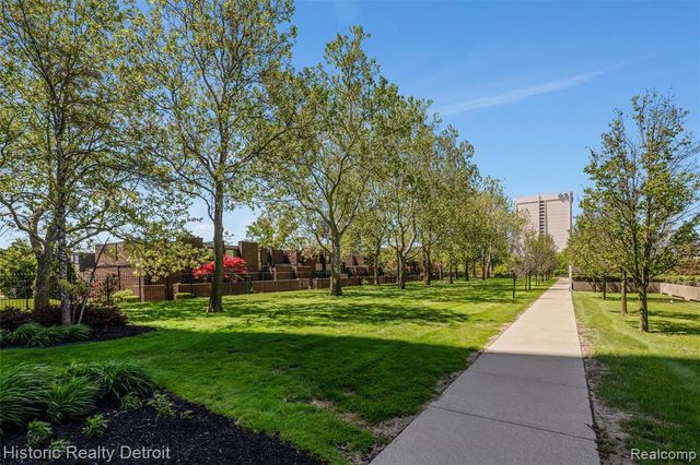 1300 E Lafayette Street 610-11, Detroit, MI 48207