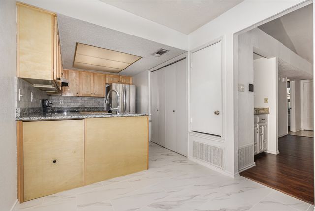 821 Dublin Drive 129, Richardson, TX 75080