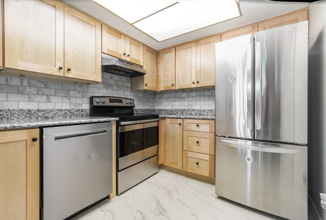 821 Dublin Drive 129, Richardson, TX 75080