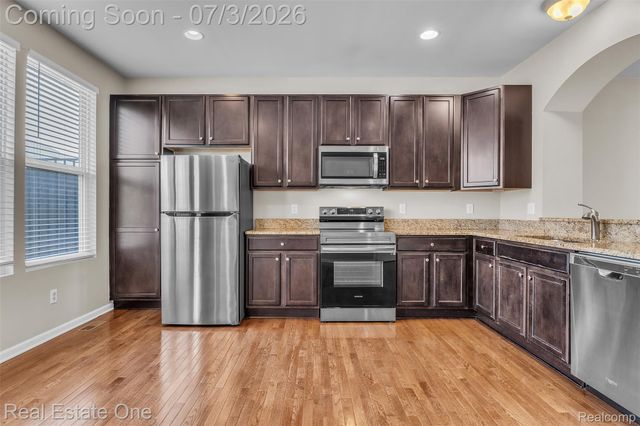 44656 Ellery Lane, Novi, MI 48377