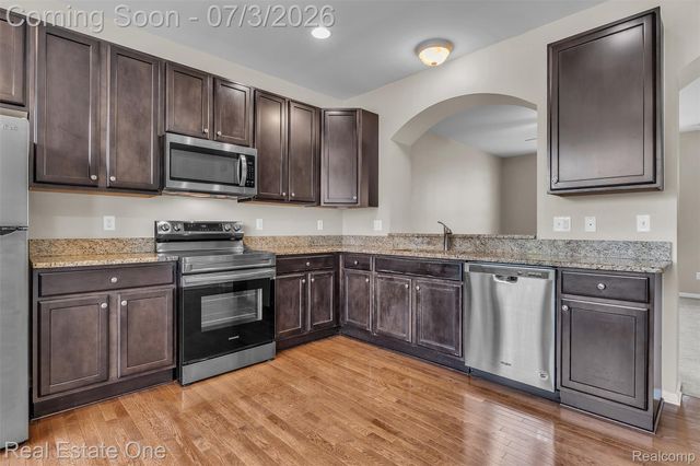 44656 Ellery Lane, Novi, MI 48377