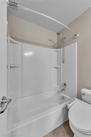 44656 Ellery Lane, Novi, MI 48377