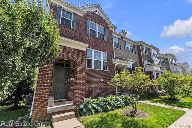 44656 Ellery Lane, Novi, MI 48377