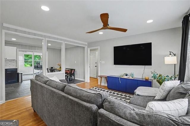 2653 Hicks Road SW, Marietta, GA 30060