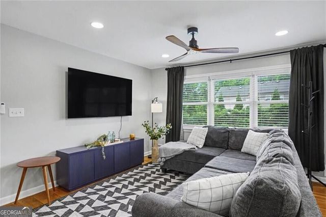 2653 Hicks Road SW, Marietta, GA 30060