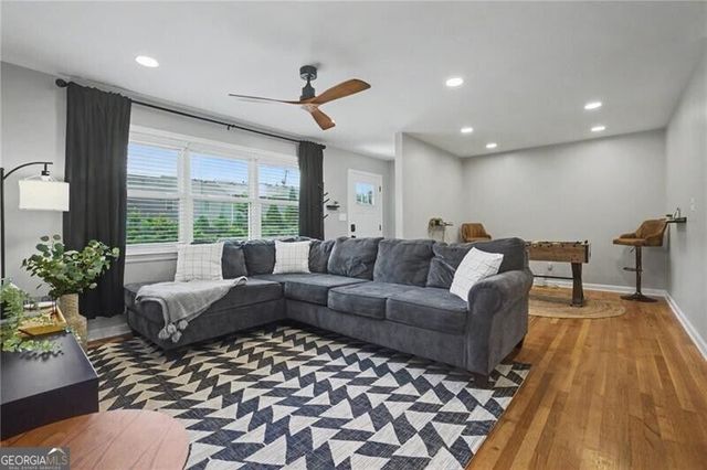 2653 Hicks Road SW, Marietta, GA 30060