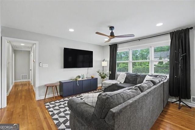 2653 Hicks Road SW, Marietta, GA 30060