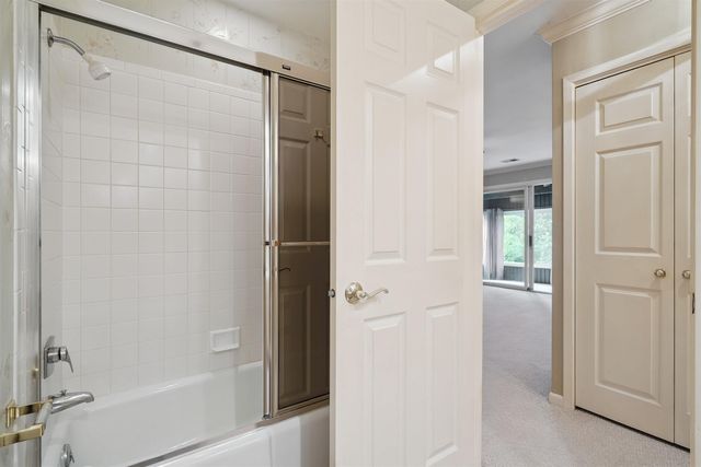 3429 Georgetown Drive #8, Waterloo, IA 50701