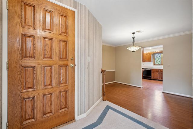 3429 Georgetown Drive #8, Waterloo, IA 50701