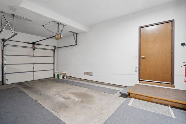 3429 Georgetown Drive #8, Waterloo, IA 50701