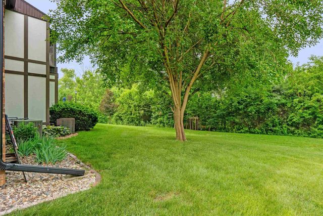 3429 Georgetown Drive #8, Waterloo, IA 50701
