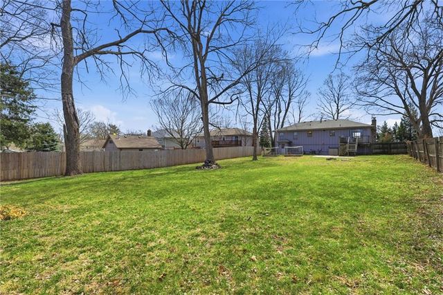 11714 W 61st Terrace, Shawnee, KS 66203