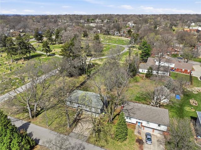 11714 W 61st Terrace, Shawnee, KS 66203