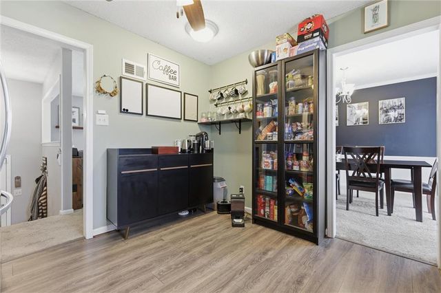 11714 W 61st Terrace, Shawnee, KS 66203